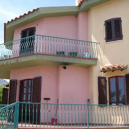 Via Sicilia Lejlighed Orosei